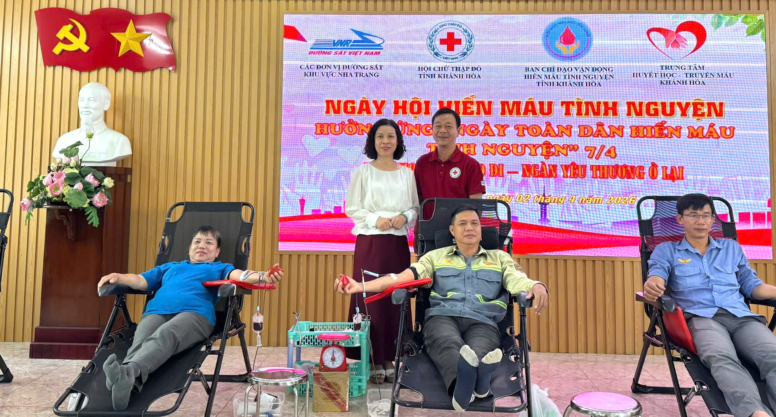 HIẾN MÁU TÌNH NGUYỆN - TRAO GỬI SỰ SỐNG